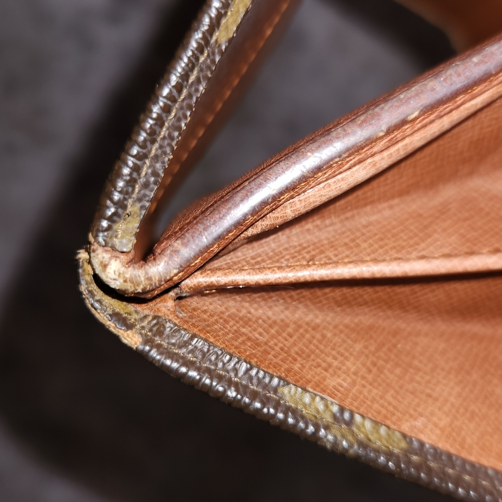 LOUIS VUITTON MONOGRAM CANVAS DOUBLE SNAP VINTAGE  WALLET ! - Picture 6 of 16